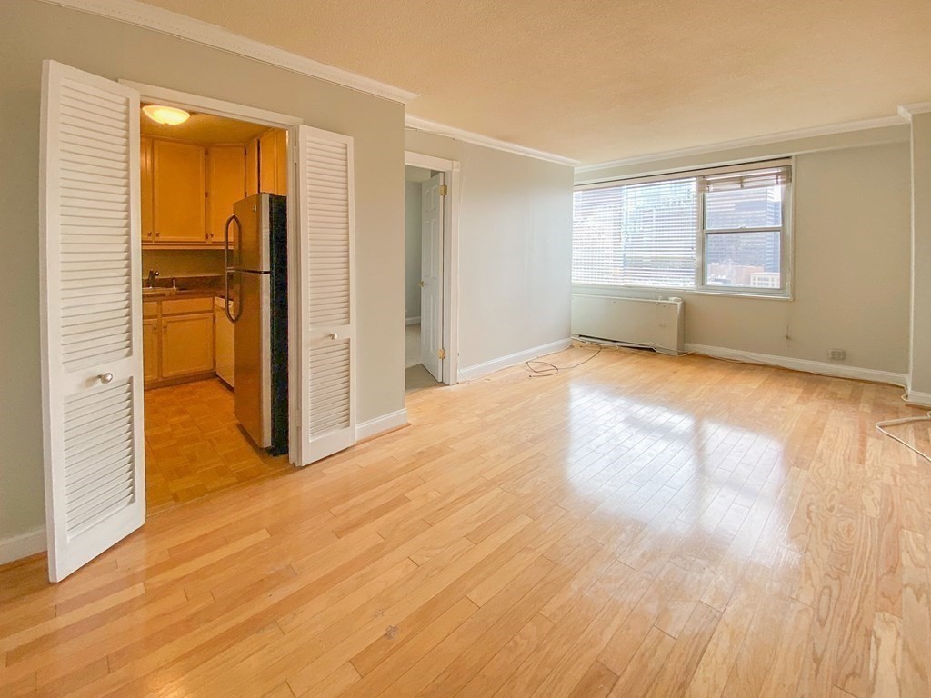 151 Tremont Street # 24S