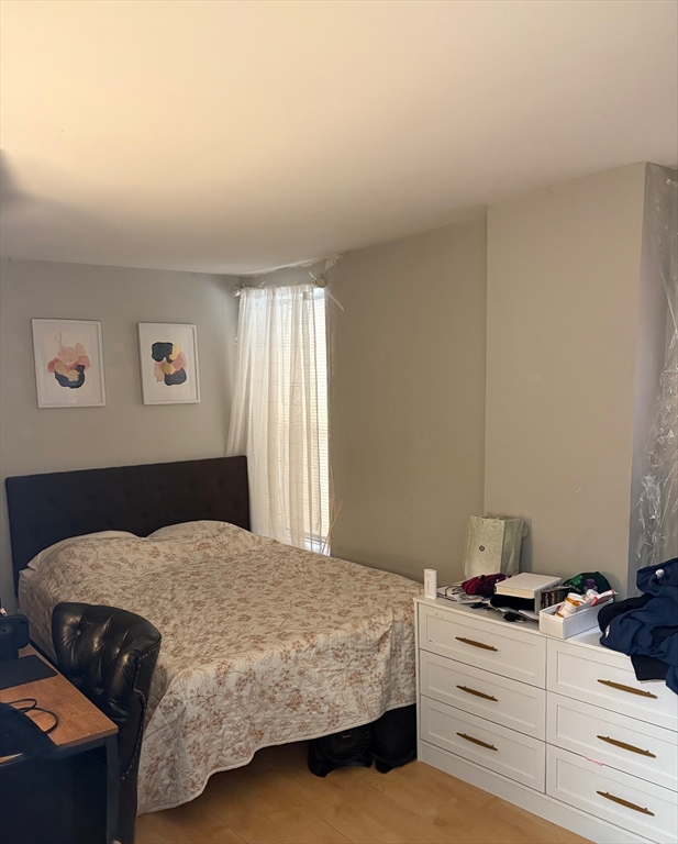 90 Saint Botolph # 1