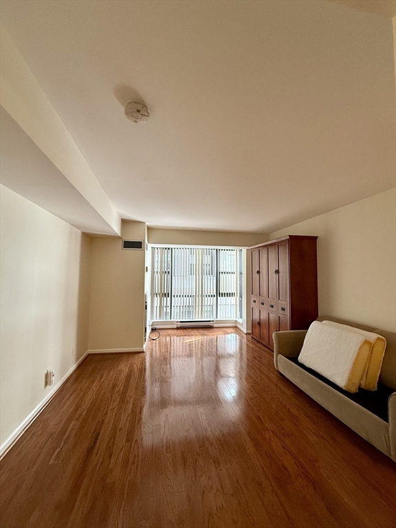 170 Tremont St # 307