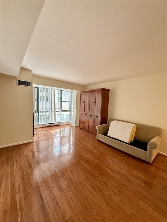 170 Tremont St # 307