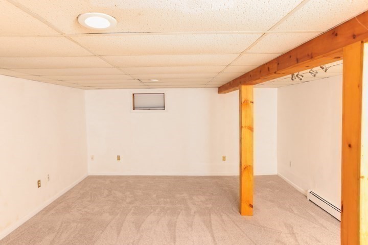16 Willow Rd