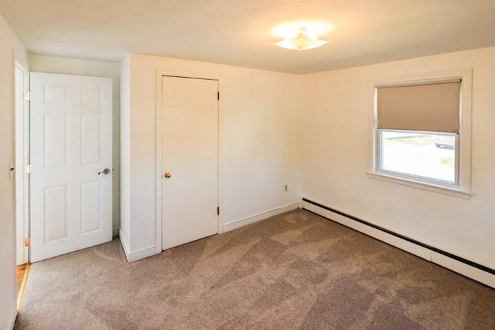 16 Willow Rd