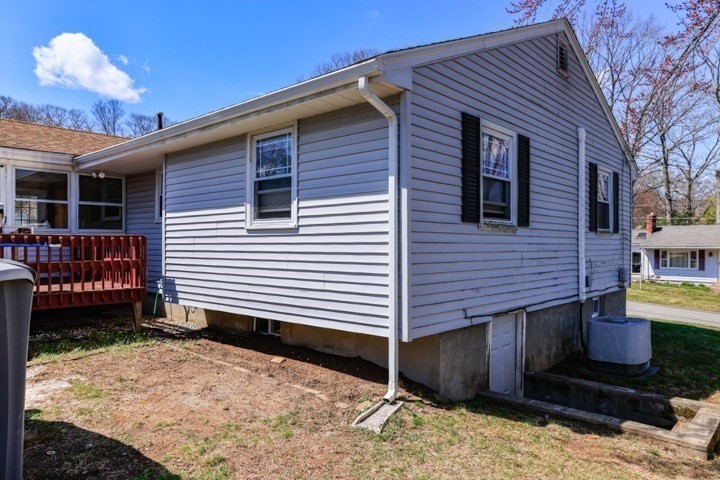 16 Willow Rd