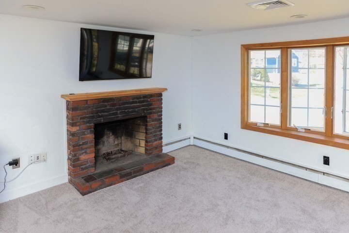 16 Willow Rd