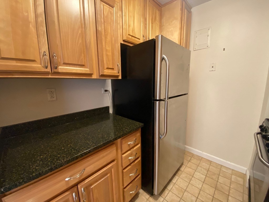 151 Tremont St # 18K