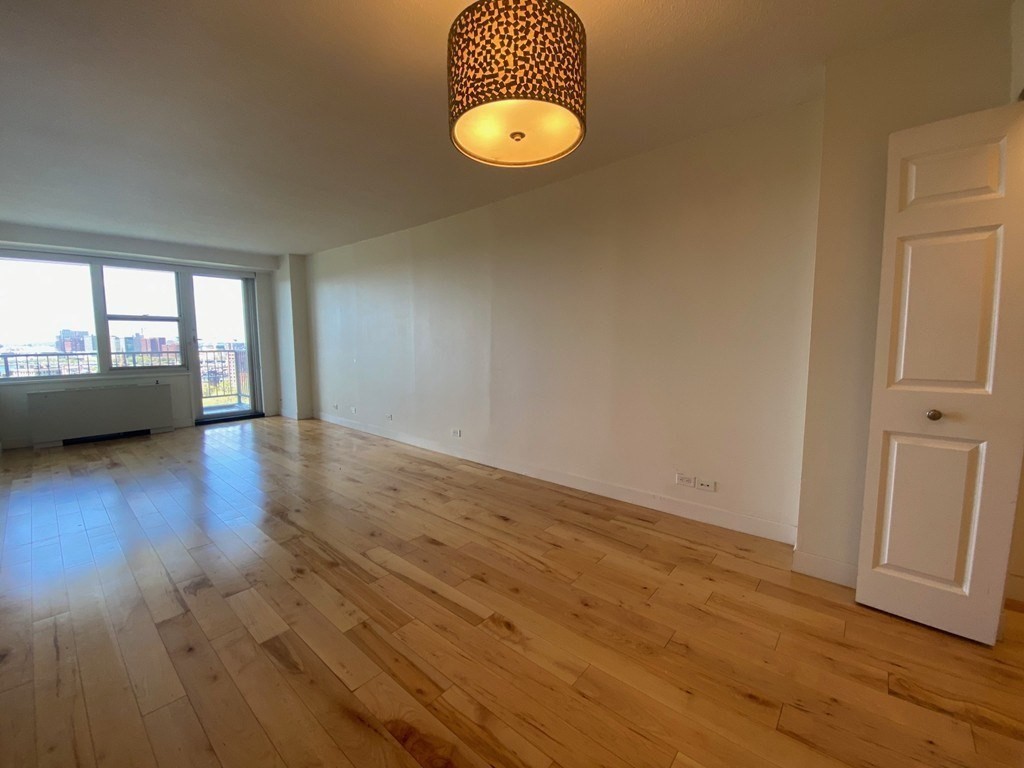 151 Tremont St # 18K