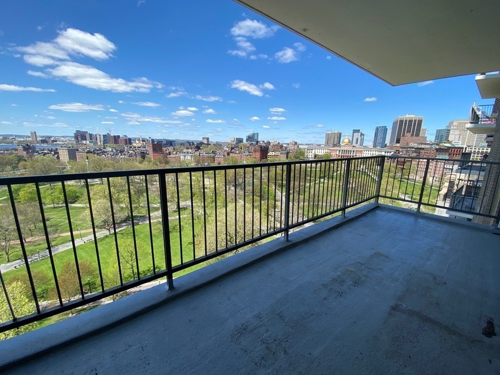 151 Tremont St # 18K