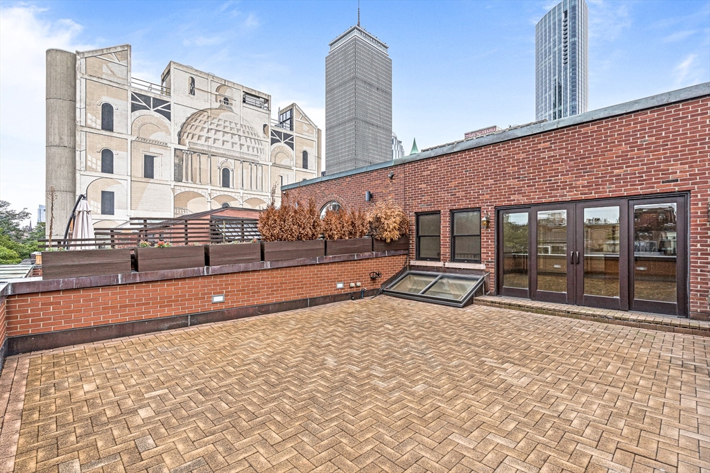 330 Newbury Street PH