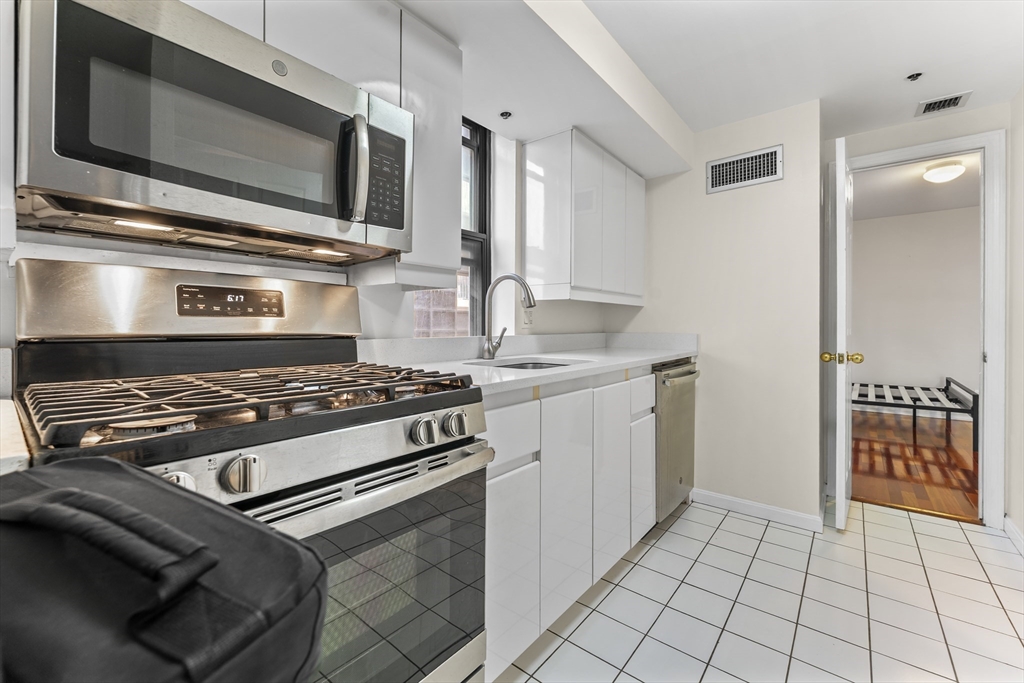 170 Tremont St # 1501
