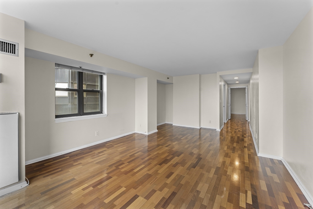170 Tremont St # 1501