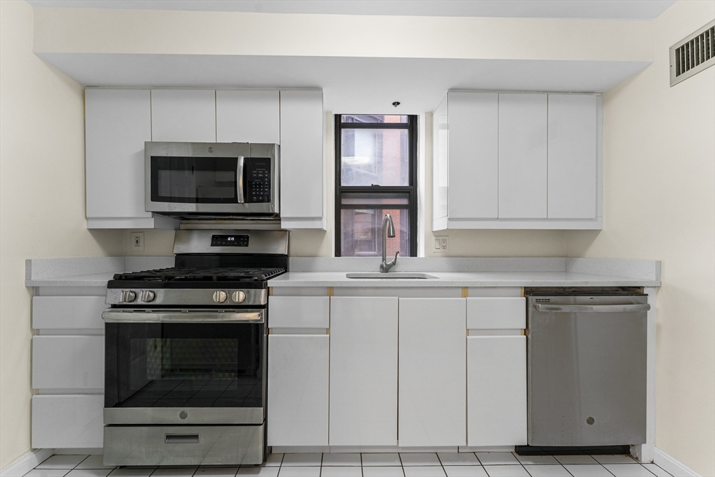 170 Tremont St # 1501