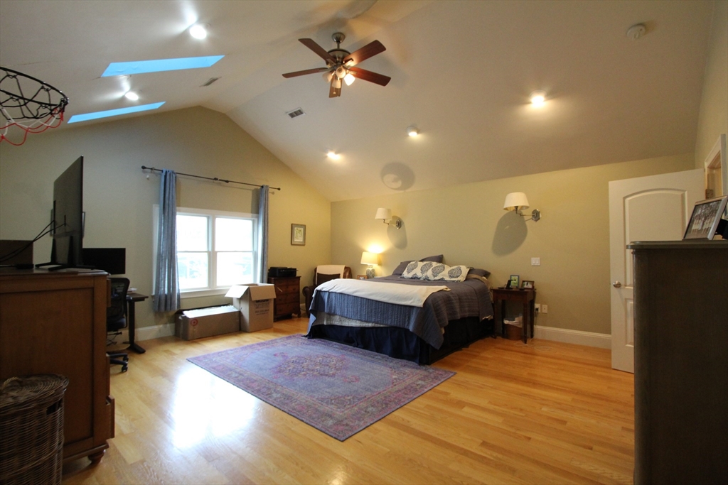 31-33 Florence St # 31