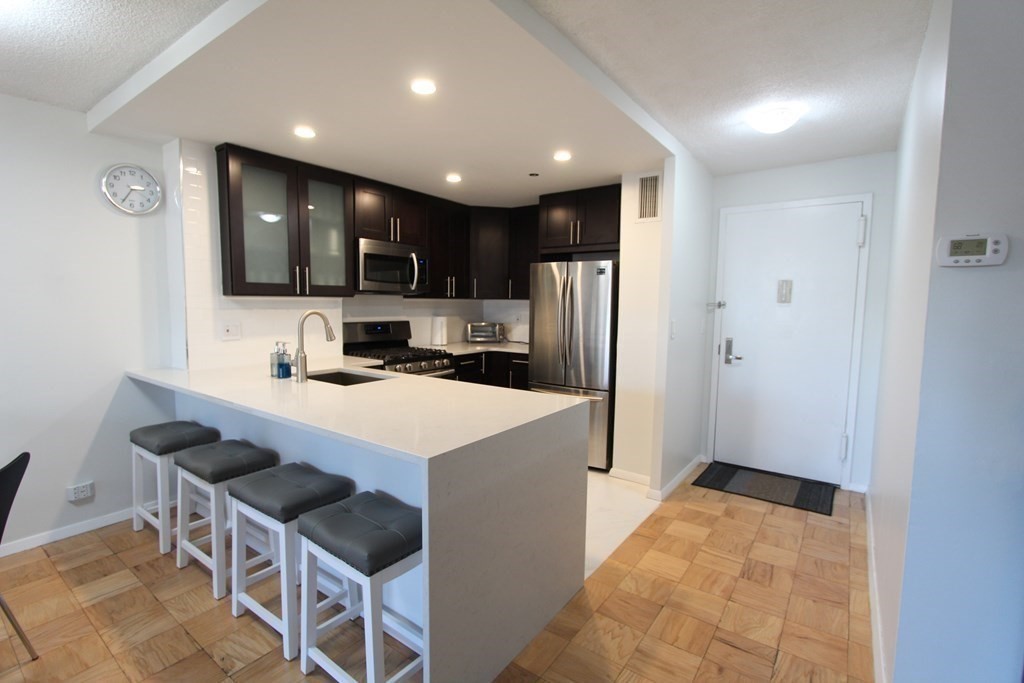 151 Tremont St # 16A