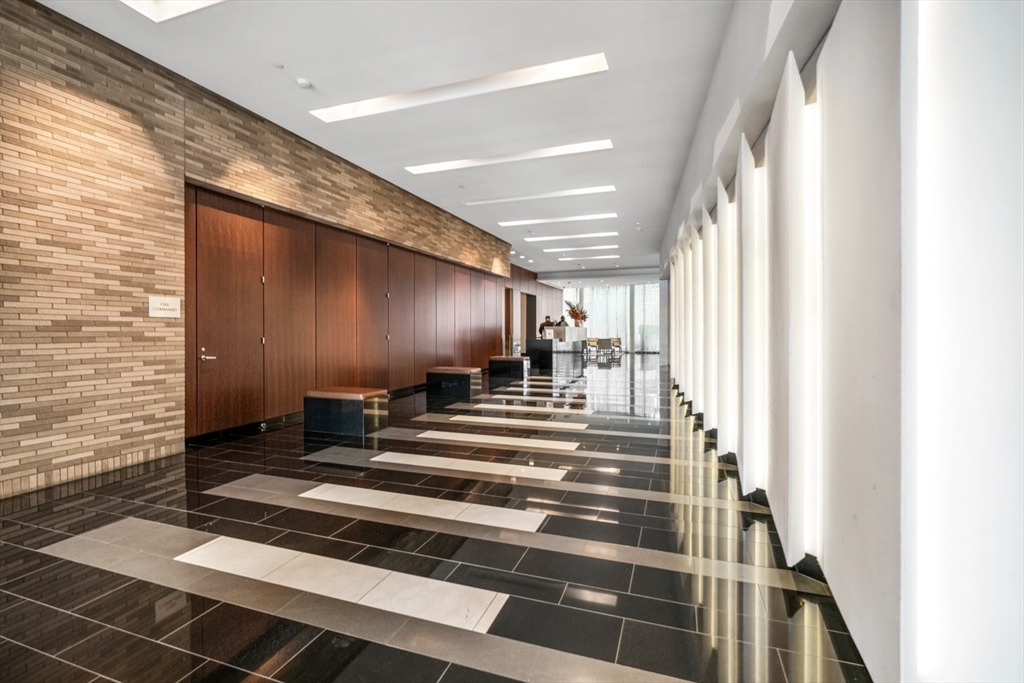 580 Washington Street # 5D