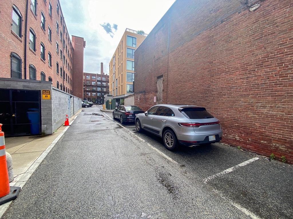 90 Wareham St # 407
