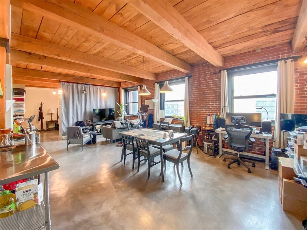 90 Wareham St # 407