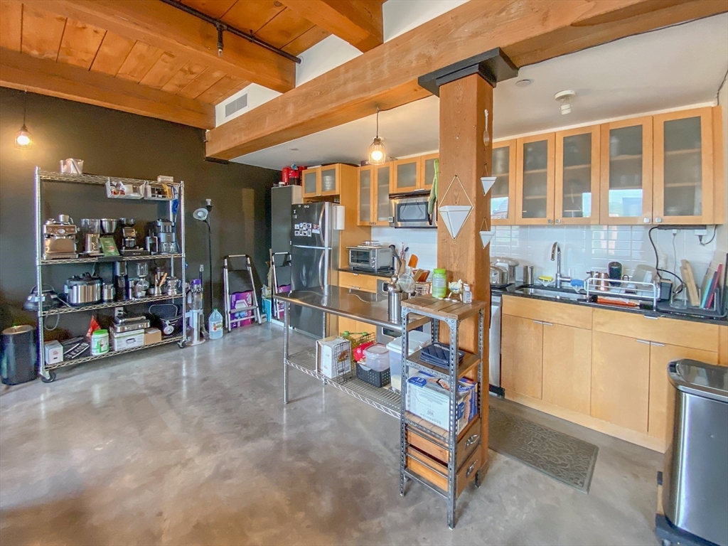 90 Wareham St # 407