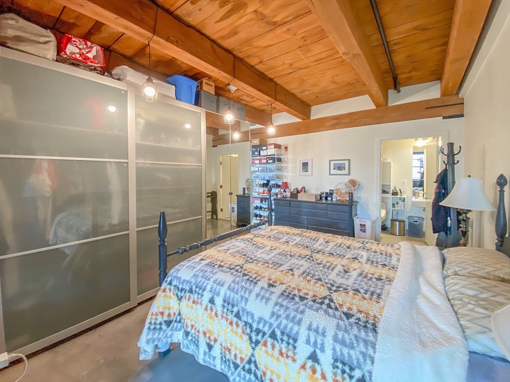 90 Wareham St # 407