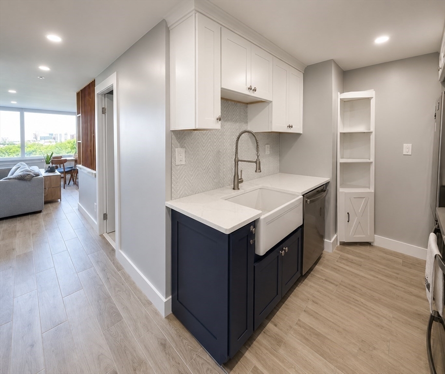 151 Tremont St # 11G
