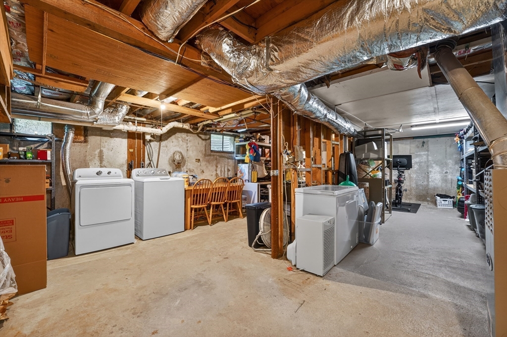 33 Lincoln St