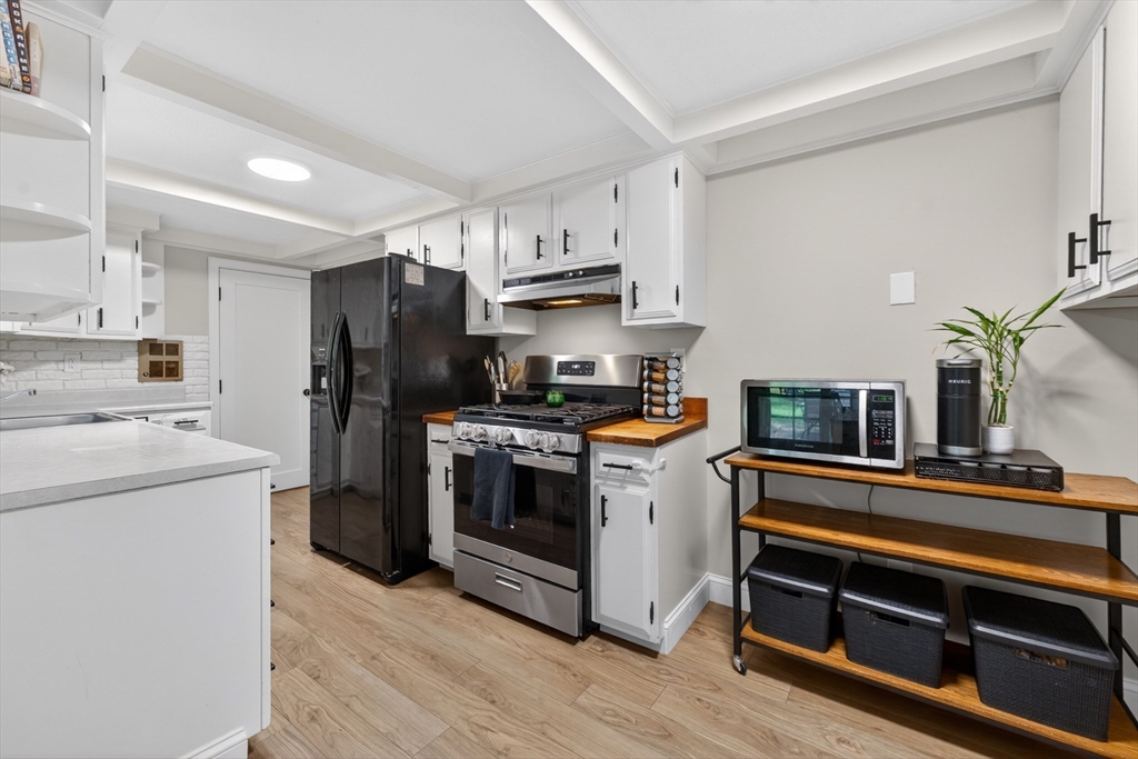 33 Lincoln St