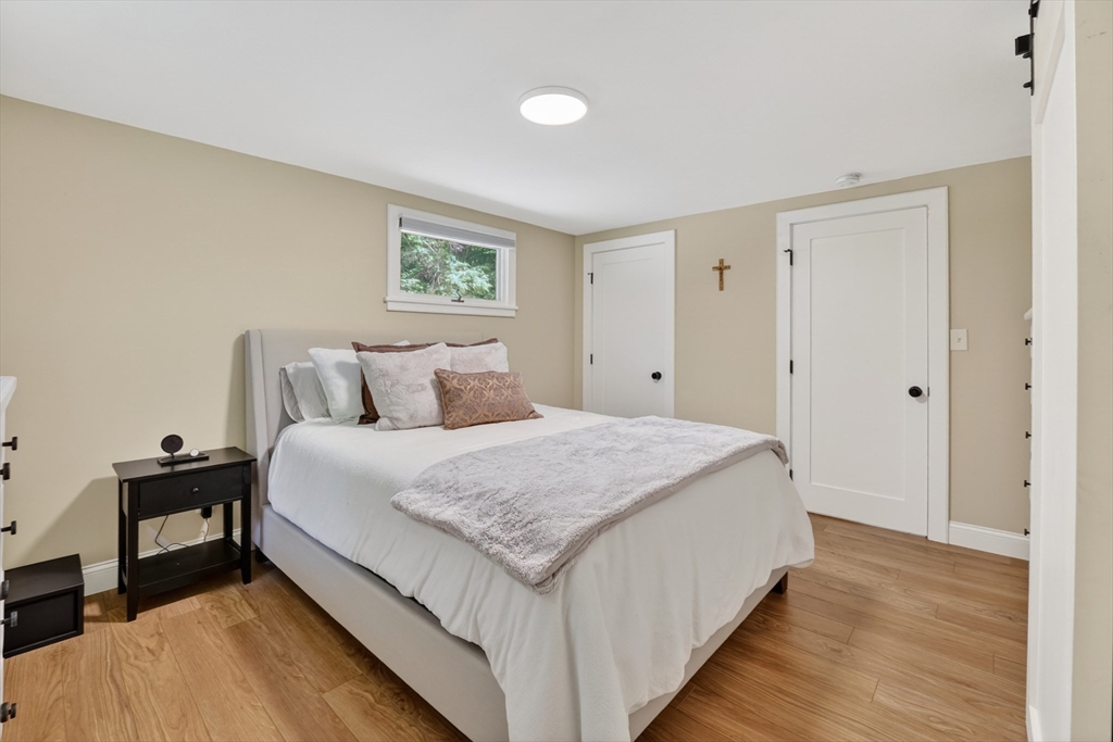 33 Lincoln St