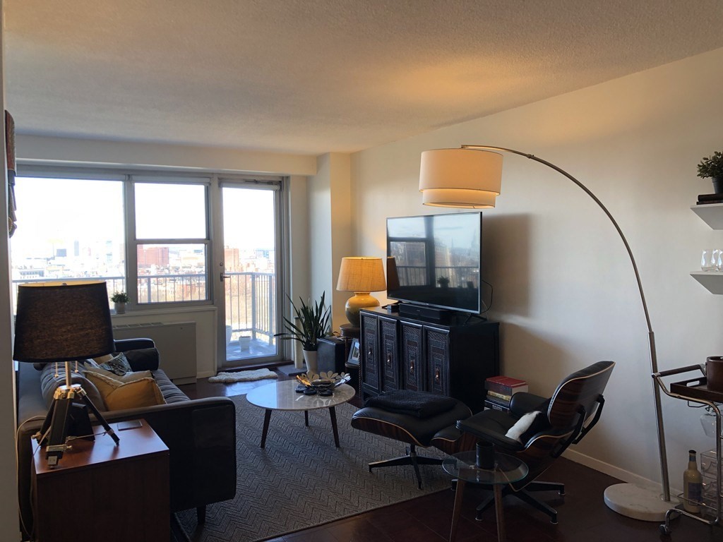 151 Tremont St # 15K