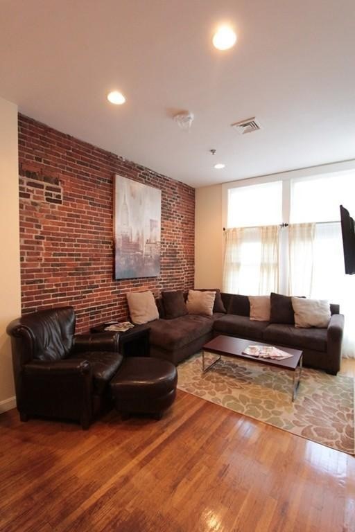 49-51 Temple Place # 3F