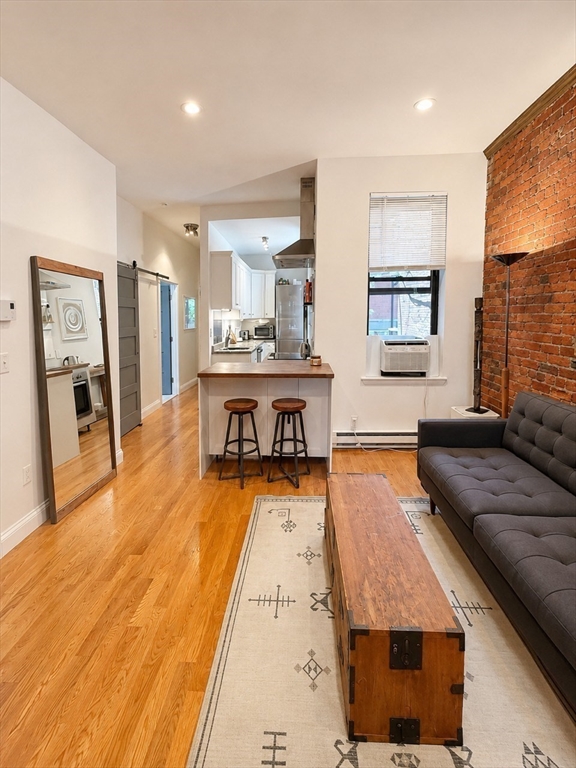 9 Albemarle St # 2