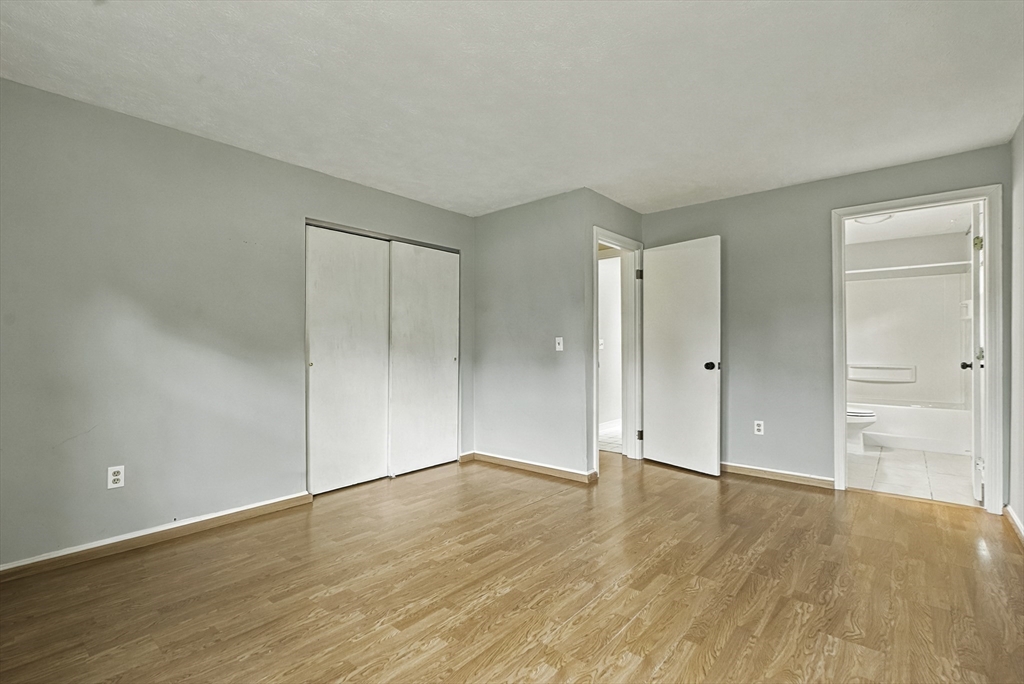 28D Country Club Ln # 28D