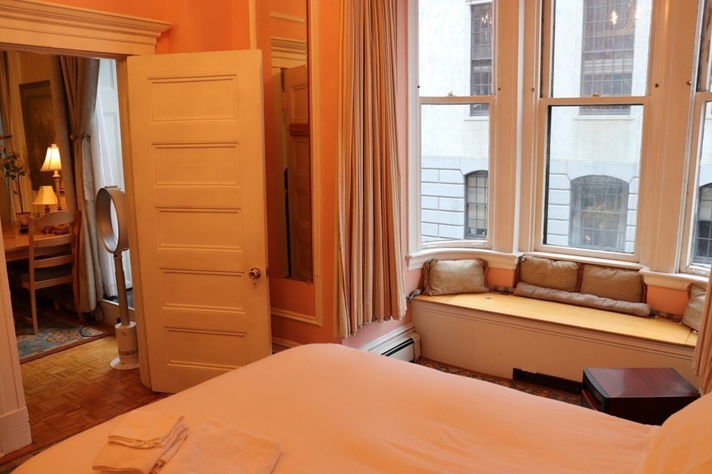 21 Beacon St # 3R