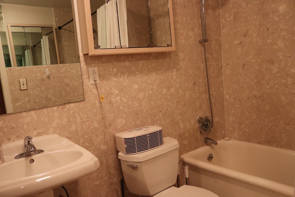 21 Beacon St # 3R