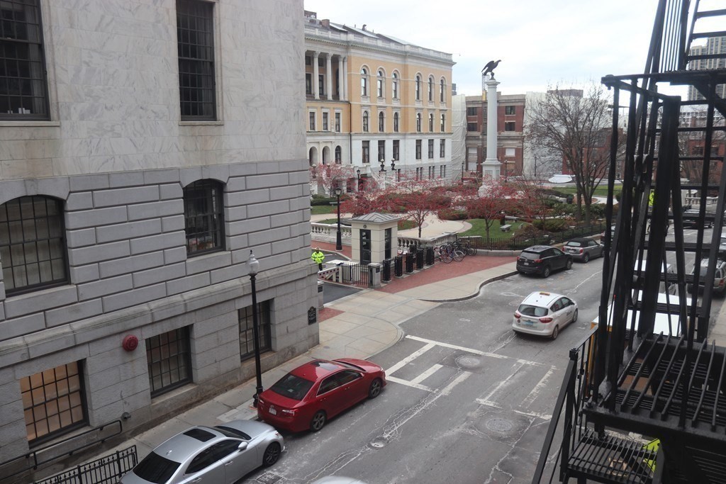 21 Beacon St # 3R