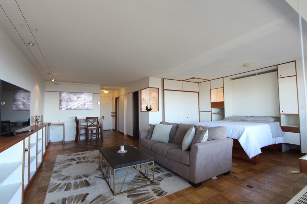 151 Tremont # 25K