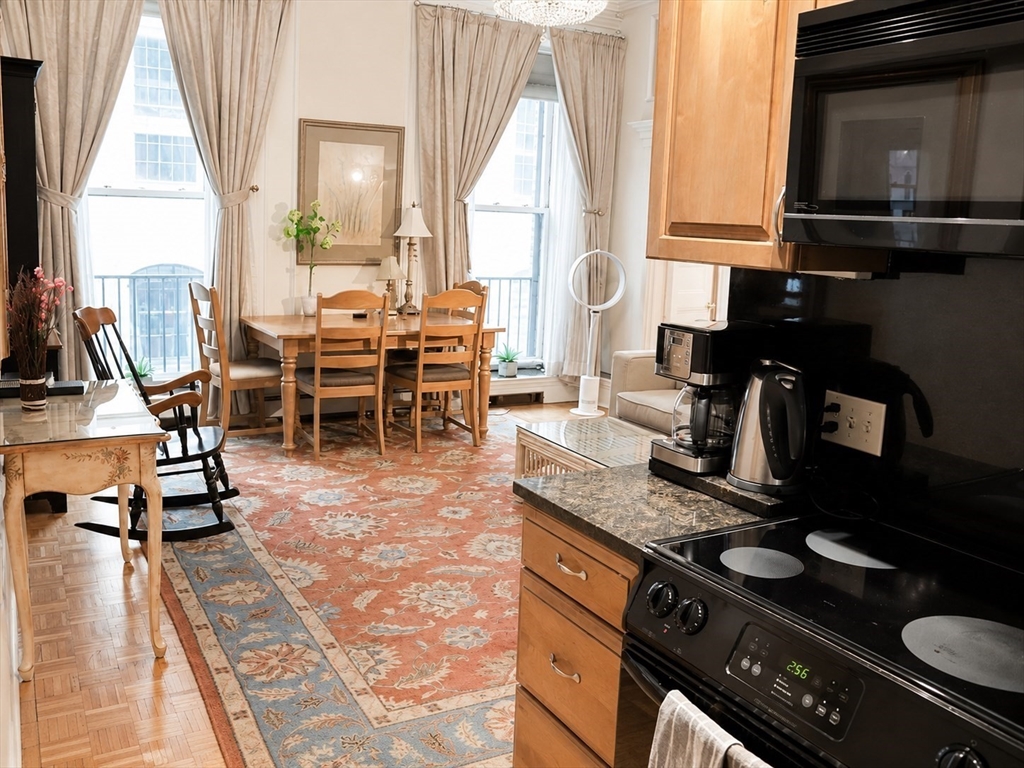 21 Beacon St # 3R