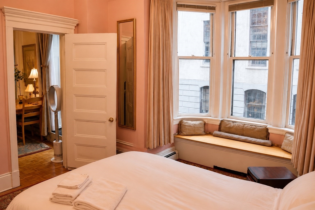 21 Beacon St # 3R