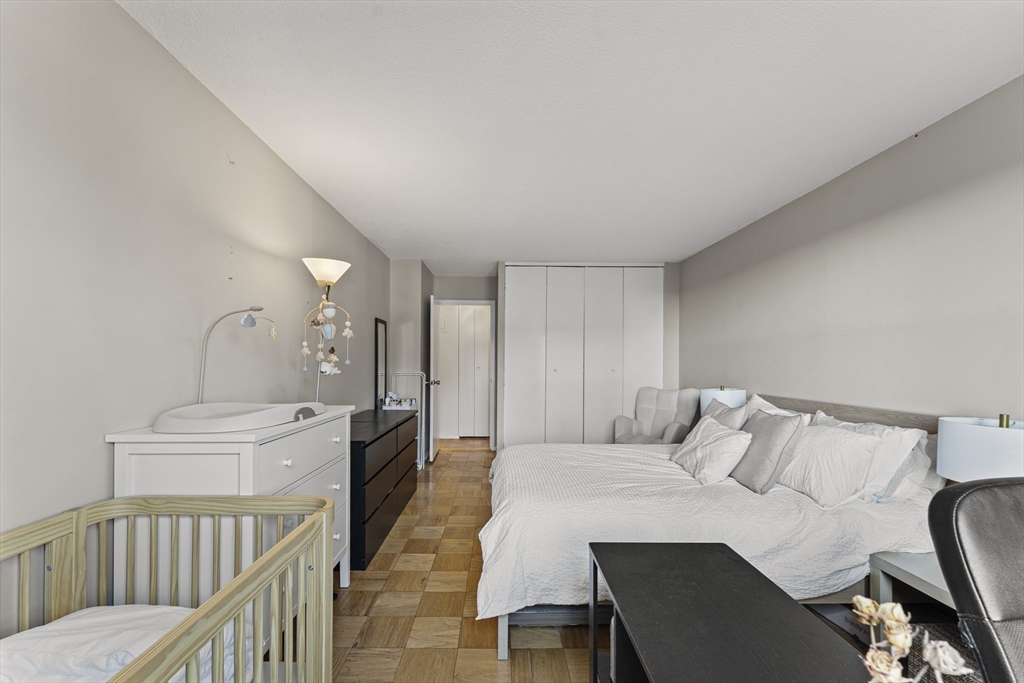 151 Tremont # T Unit: 19-T