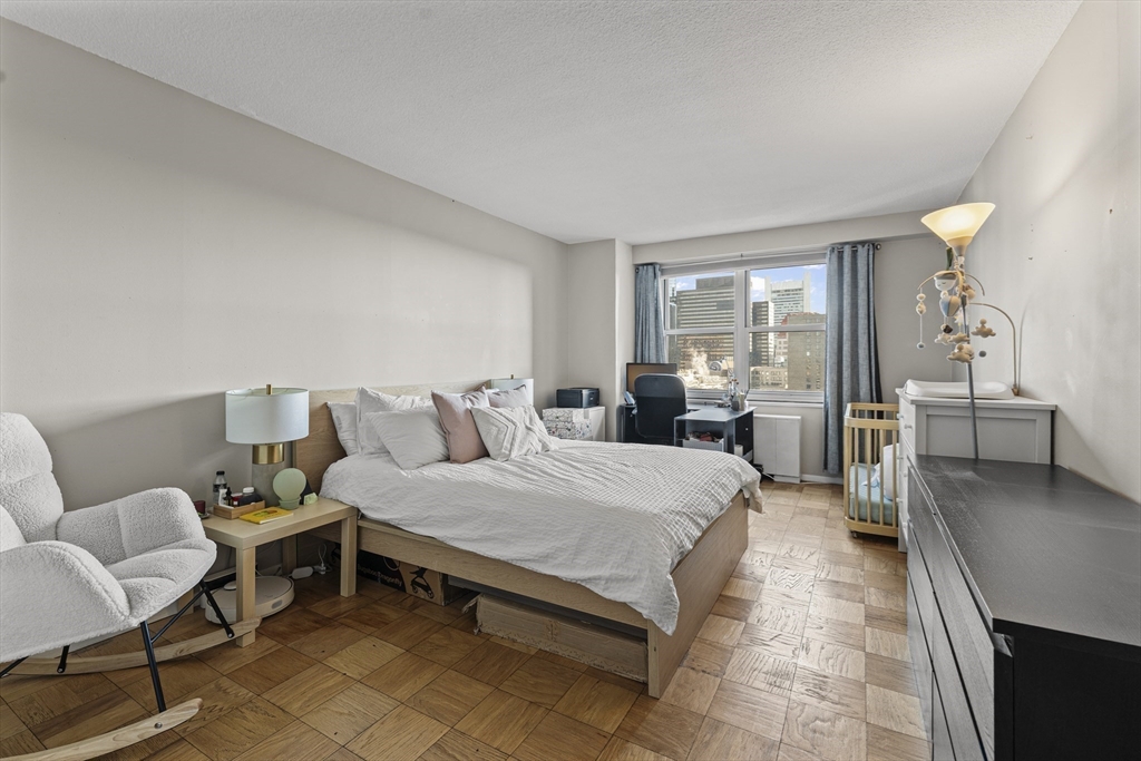 151 Tremont # T Unit: 19-T