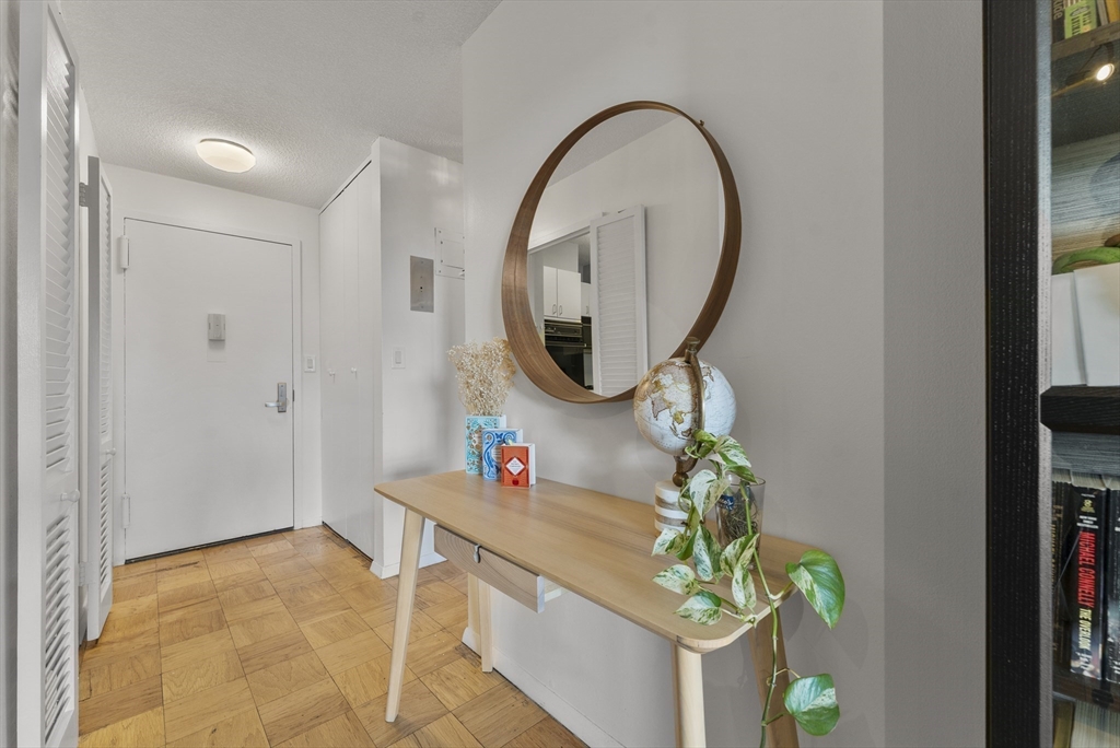 151 Tremont # T Unit: 19-T