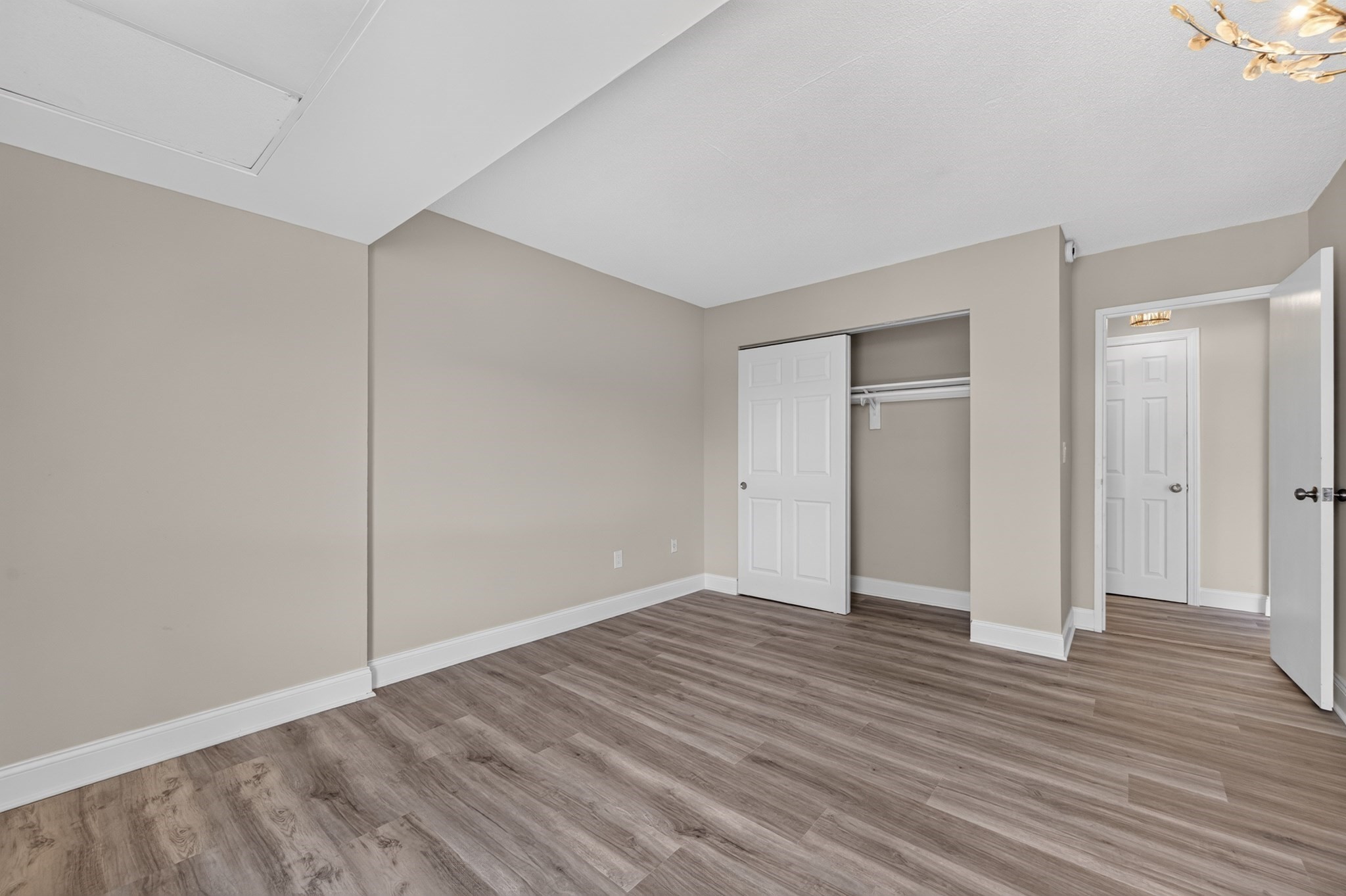 566 Commonwealth Ave # 308