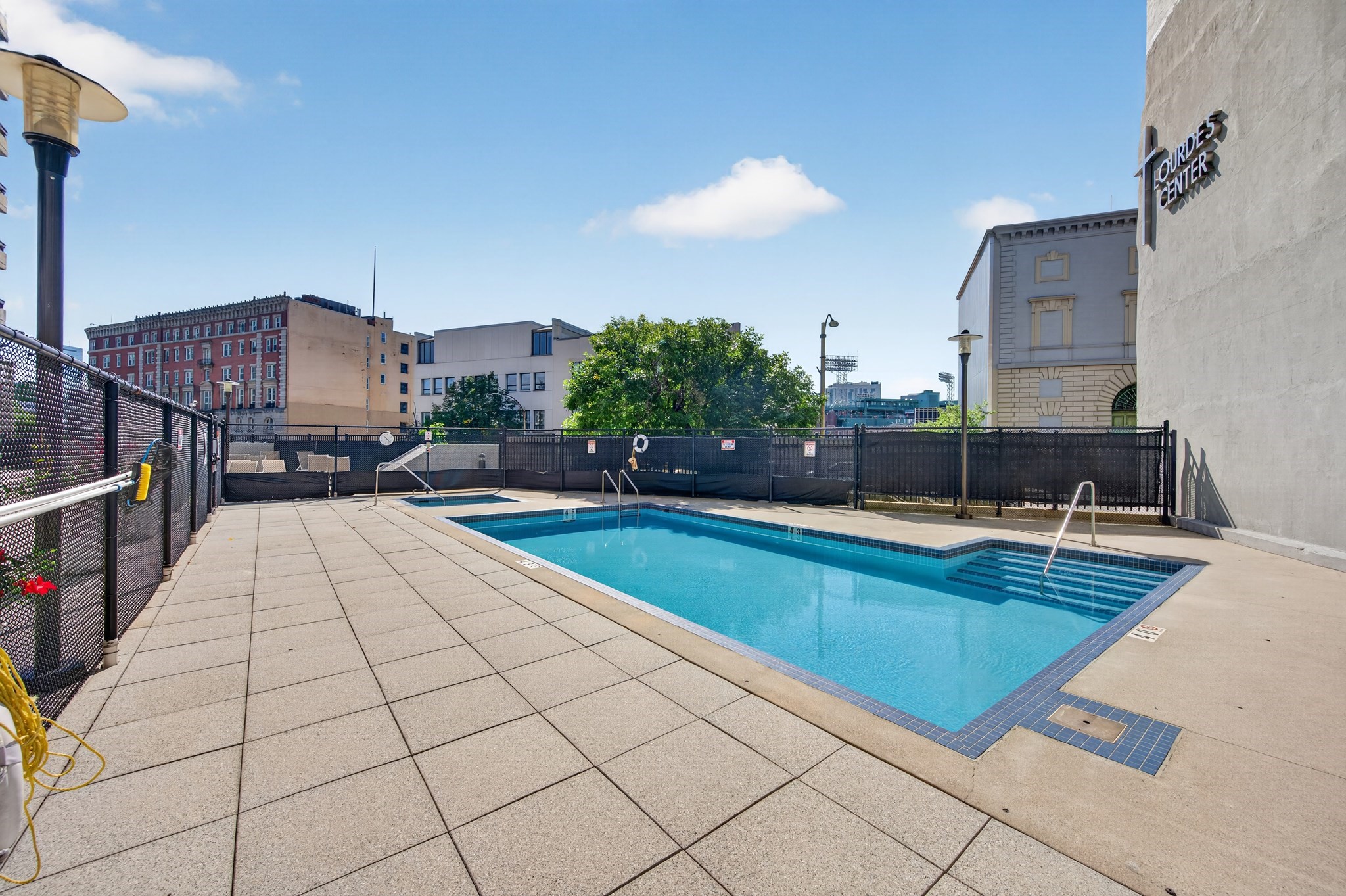 566 Commonwealth Ave # 308