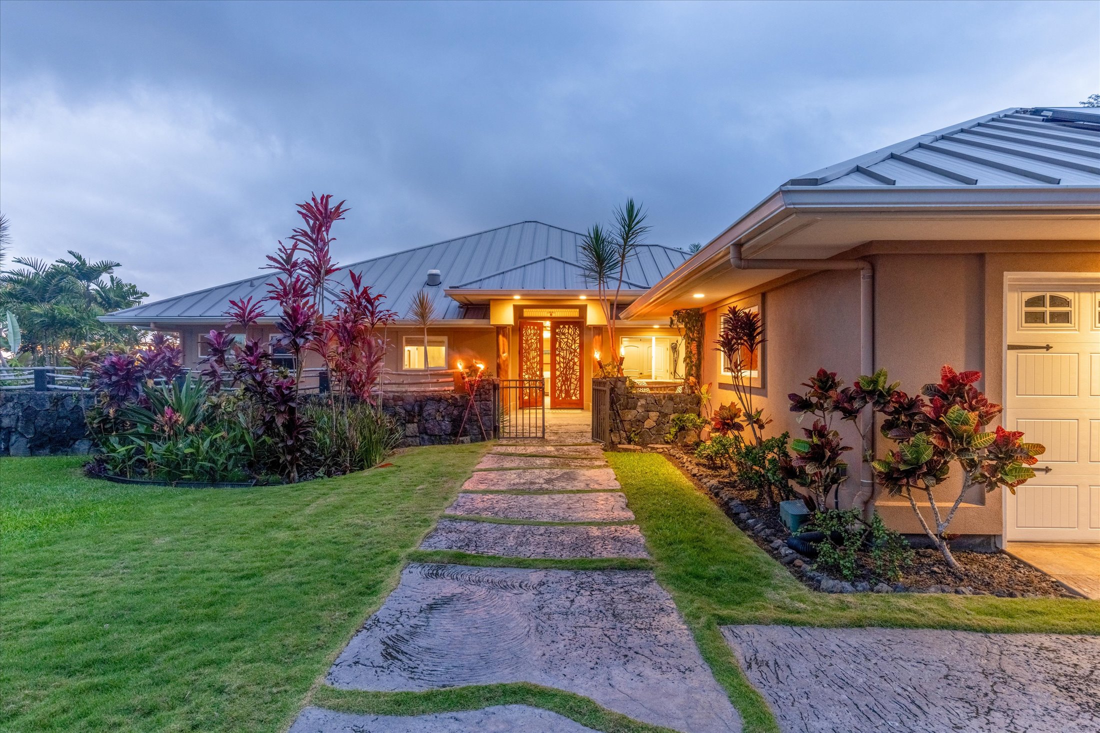 75-665 KULA KAI PL