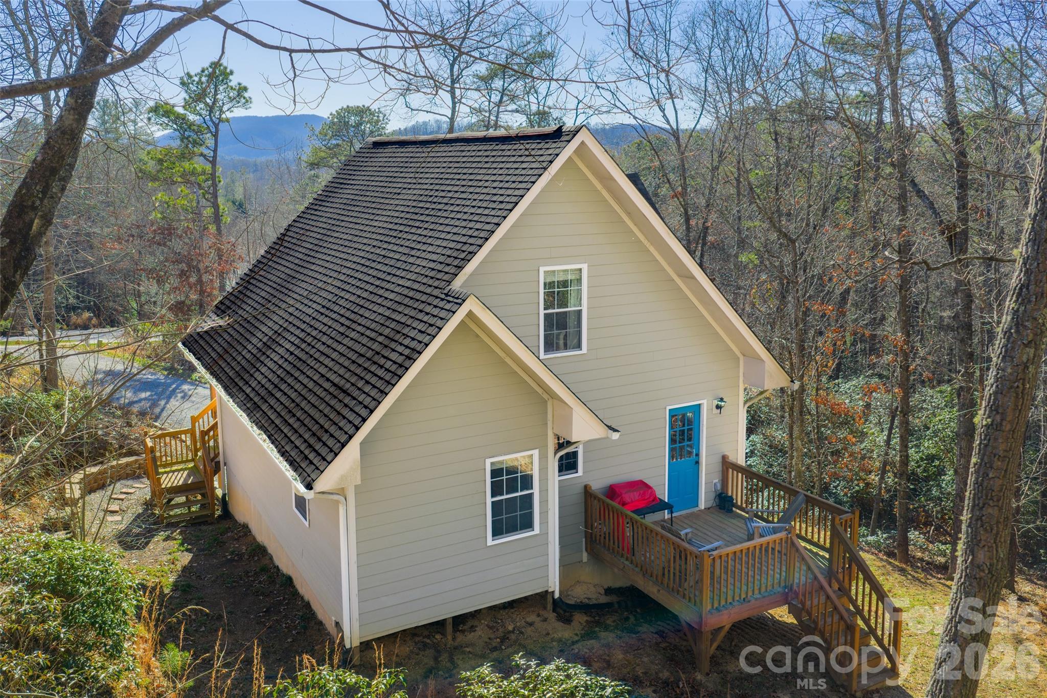 412 Masters View Drive