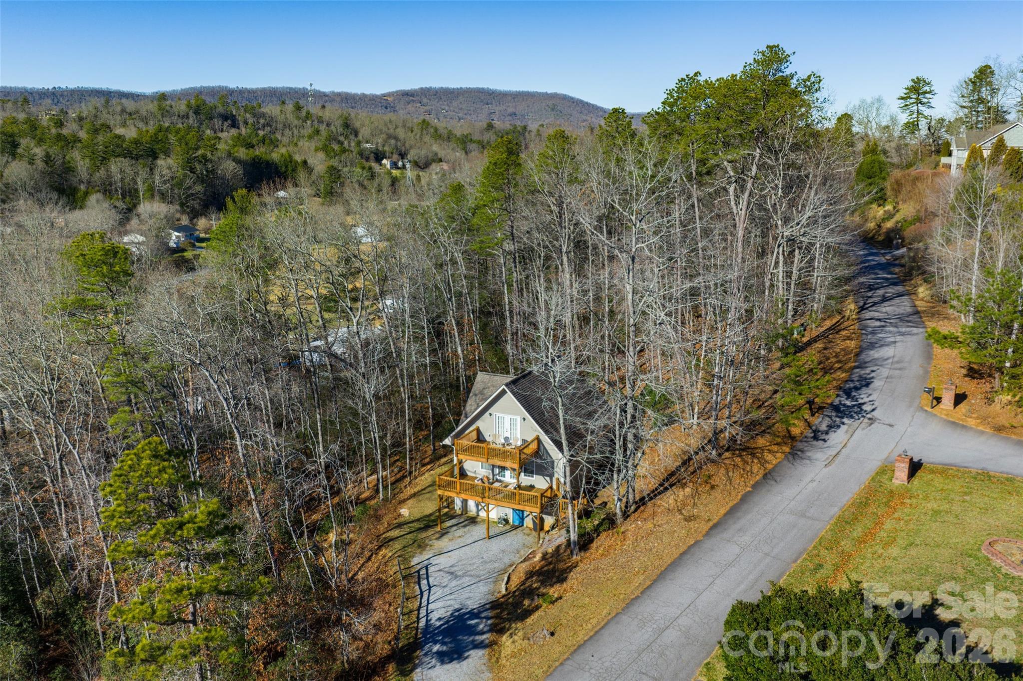 412 Masters View Drive