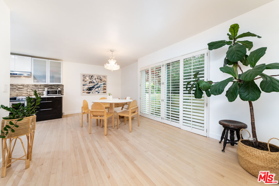 933 17th St Unit: 14
