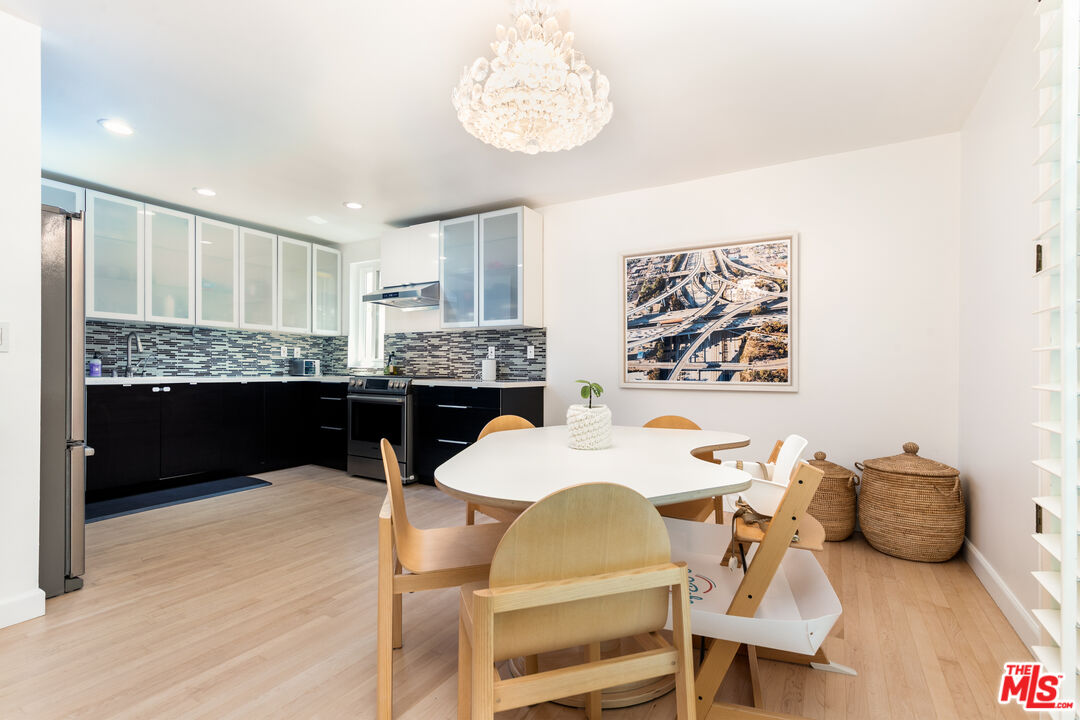 933 17th St Unit: 14