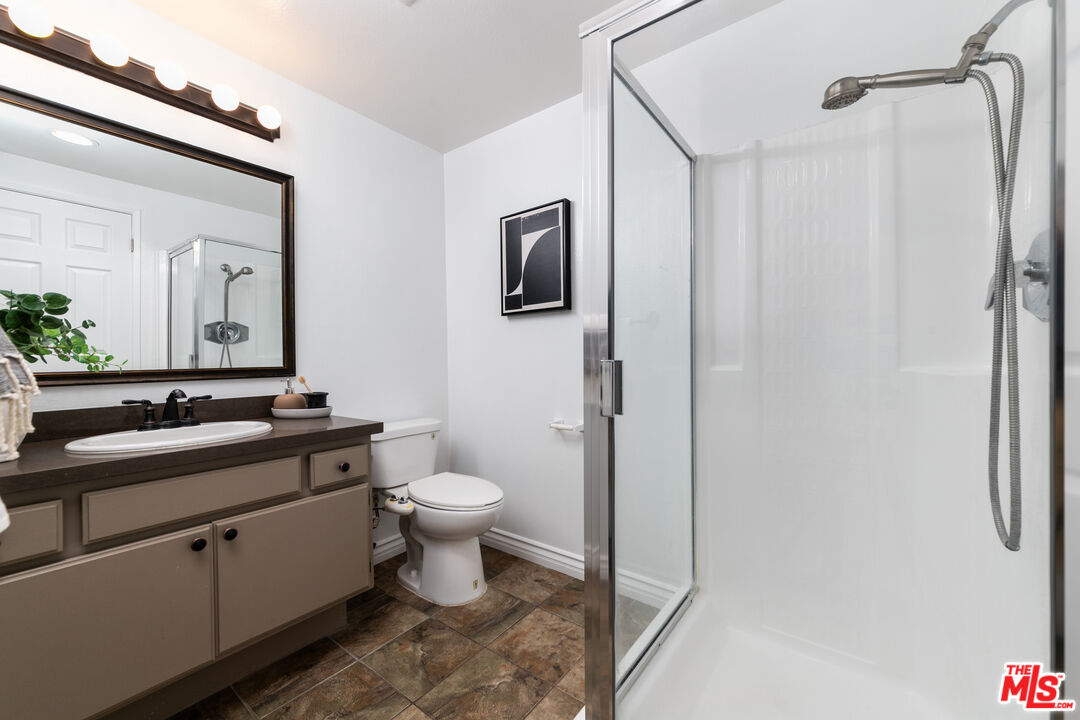 17914 Magnolia Blvd Unit: 204