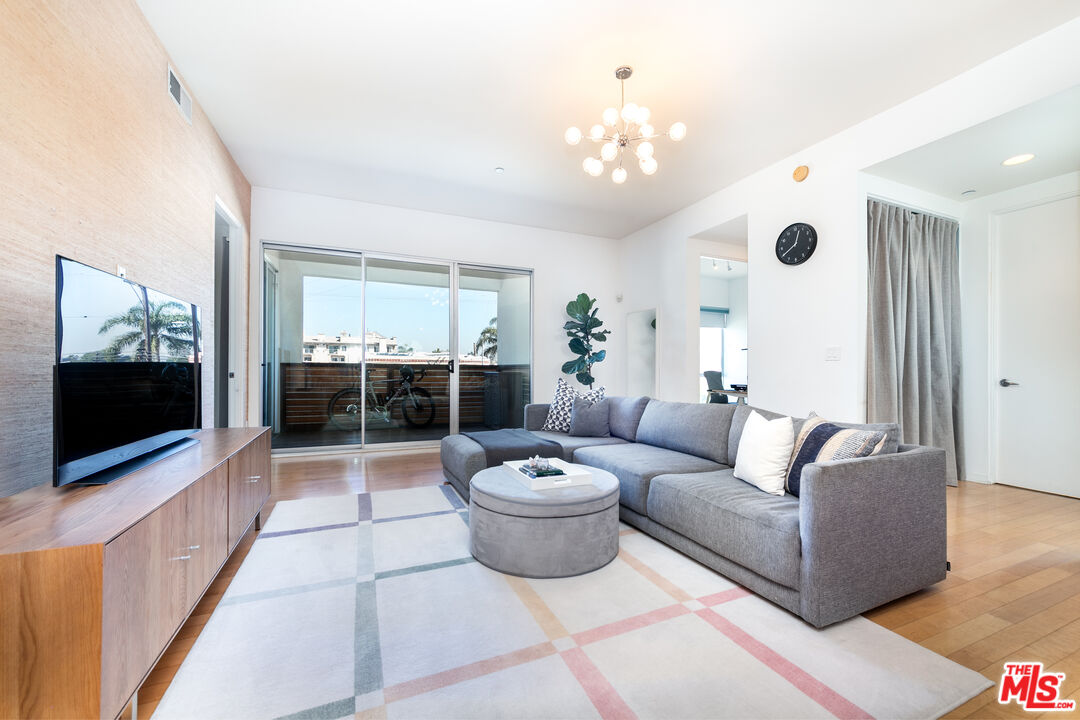12411 Pacific Ave Unit: 205