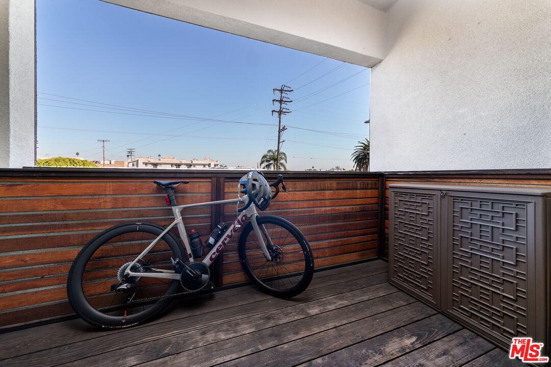 12411 Pacific Ave Unit: 205