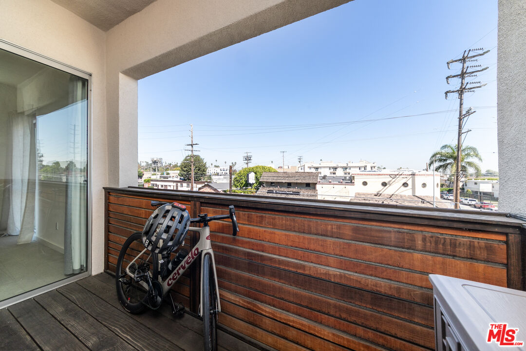 12411 Pacific Ave Unit: 205